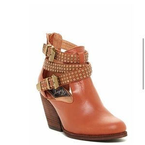 Jeffrey Campbell Vintage Watson Studded Brown Leather Heel Ankle Cutout Booties
